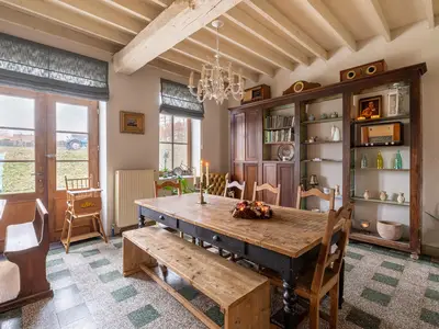 DiningRoom