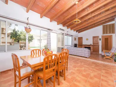 DiningRoom