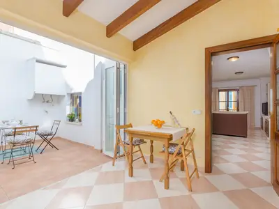 DiningRoom
