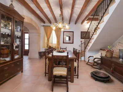 DiningRoom