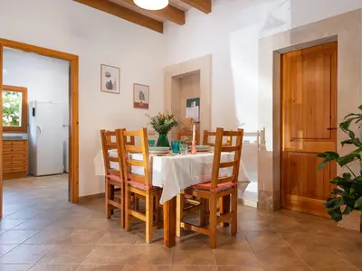 DiningRoom
