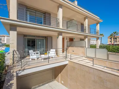 Ferienhaus für 7 Personen (240 m²) in Platja De Muro 1/10
