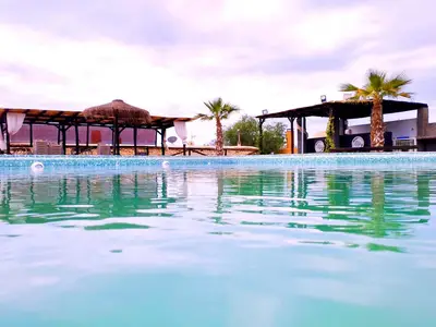 PoolOfHouse