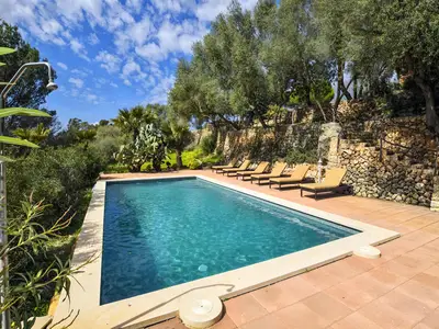 PoolOfHouse