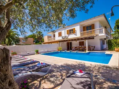 PoolOfHouse