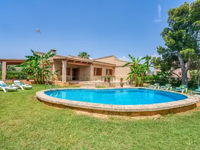 PoolOfHouse