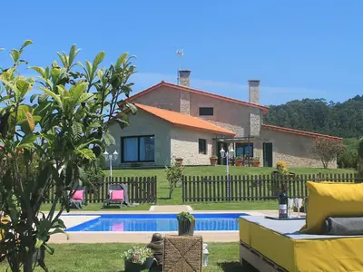 PoolOfHouse