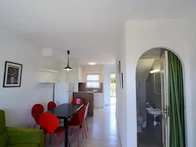 DiningRoom