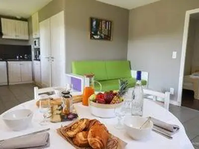 DiningRoom