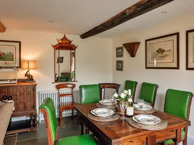 DiningRoom