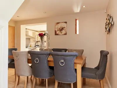 DiningRoom