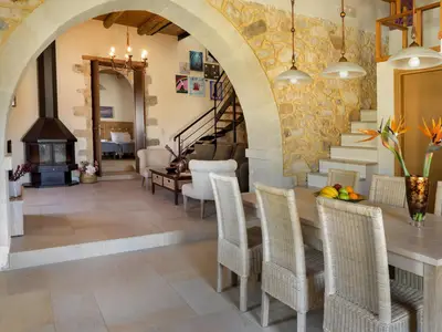 DiningRoom