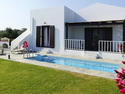 PoolOfHouse