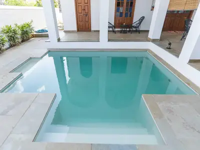 PoolOfHouse