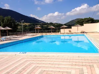 PoolOfHouse