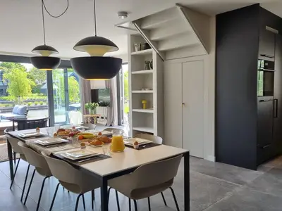 DiningRoom