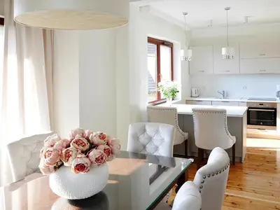 DiningRoom