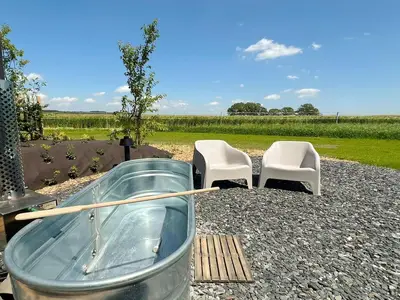 PoolOfHouse