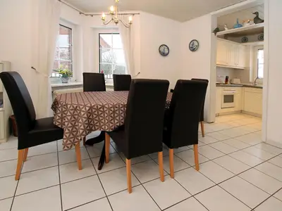 DiningRoom