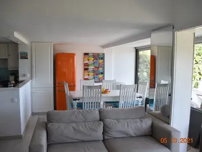 DiningRoom
