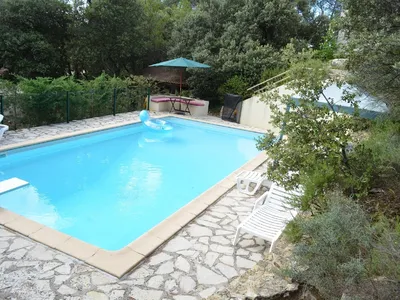 PoolOfHouse