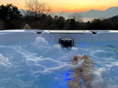 PoolOfHouse