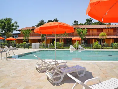 PoolOfHouse