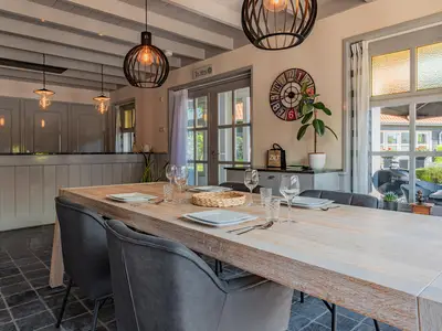 DiningRoom