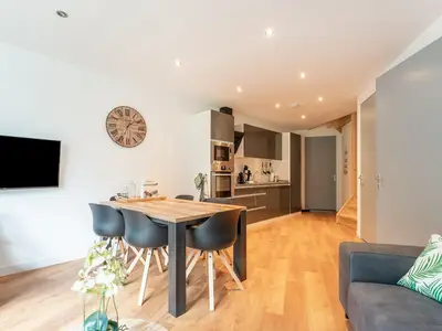 DiningRoom