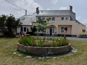 Ferienhaus für 8 Personen (120 m²) in Saint-Martin de Bréhal