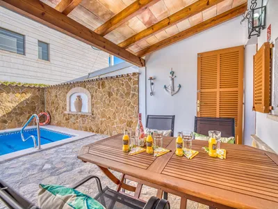 PoolOfHouse