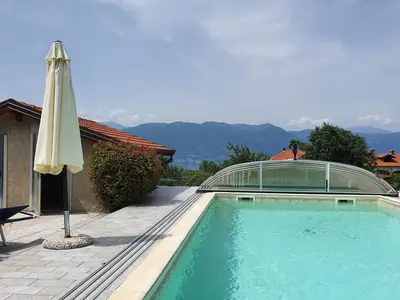 PoolOfHouse