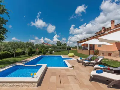 Ferienhaus für 6 Personen (120 m²) in Radetići 6/10