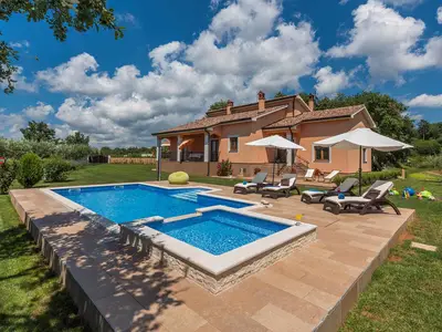 Ferienhaus für 6 Personen (120 m²) in Radetići 7/10