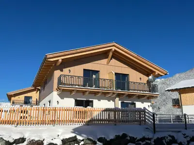 Außenseite Ferienhaus [Winter]