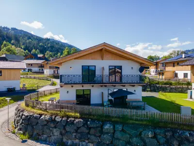 Außenseite Ferienhaus [Sommer]