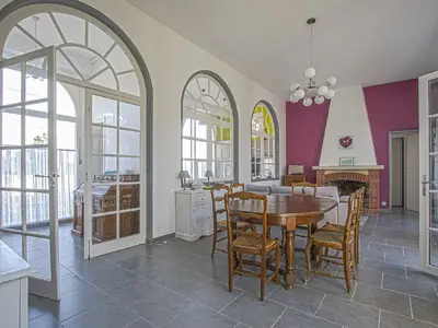 DiningRoom