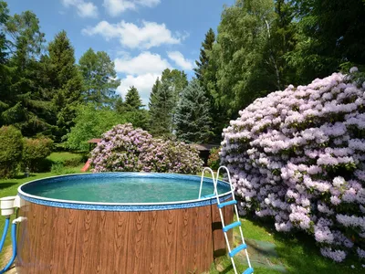 PoolOfHouse