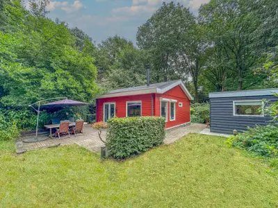 Außenseite Ferienhaus [Sommer]