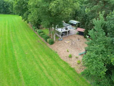 Außenseite Ferienhaus [Sommer]