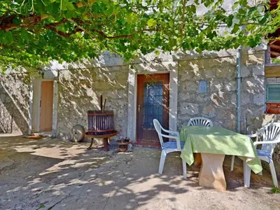 Ferienhaus für 4 Personen (70 m²) in Lastovo 1/10