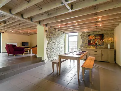 DiningRoom