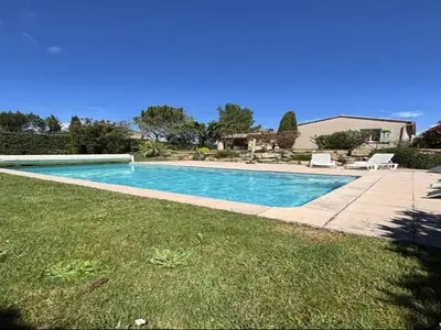PoolOfHouse
