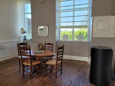 DiningRoom