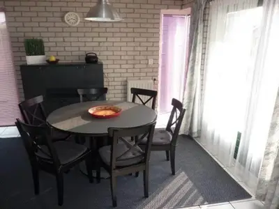 DiningRoom