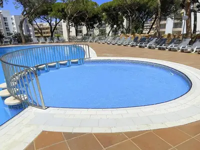 PoolOfHouse