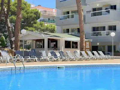 PoolOfHouse