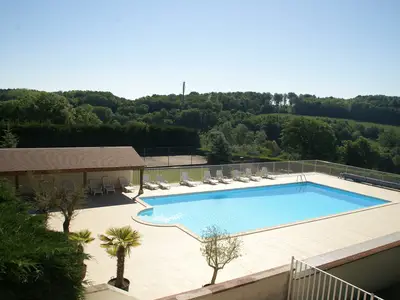 PoolOfHouse