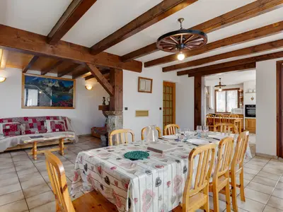 DiningRoom