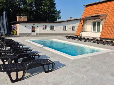 pool